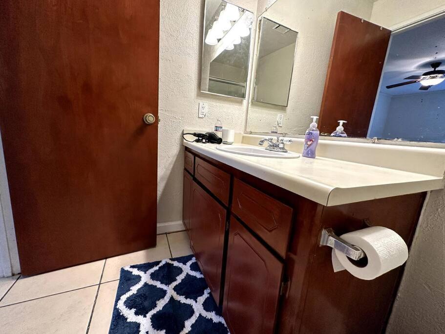 Comfortable House W/ Wi-Fi/Tv - Turlock,Ca Extérieur photo