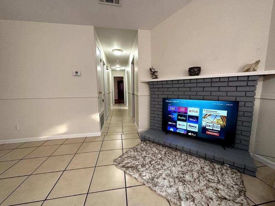 Comfortable House W/ Wi-Fi/Tv - Turlock,Ca Extérieur photo